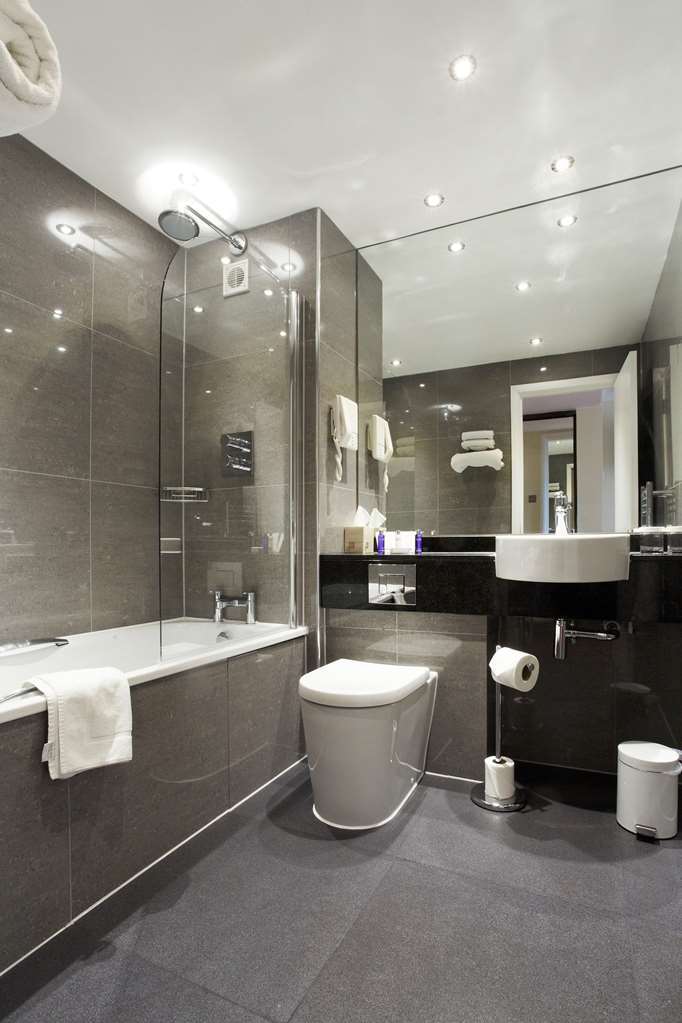 The Manor House At Celtic Manor Hotel Newport Szoba fotó