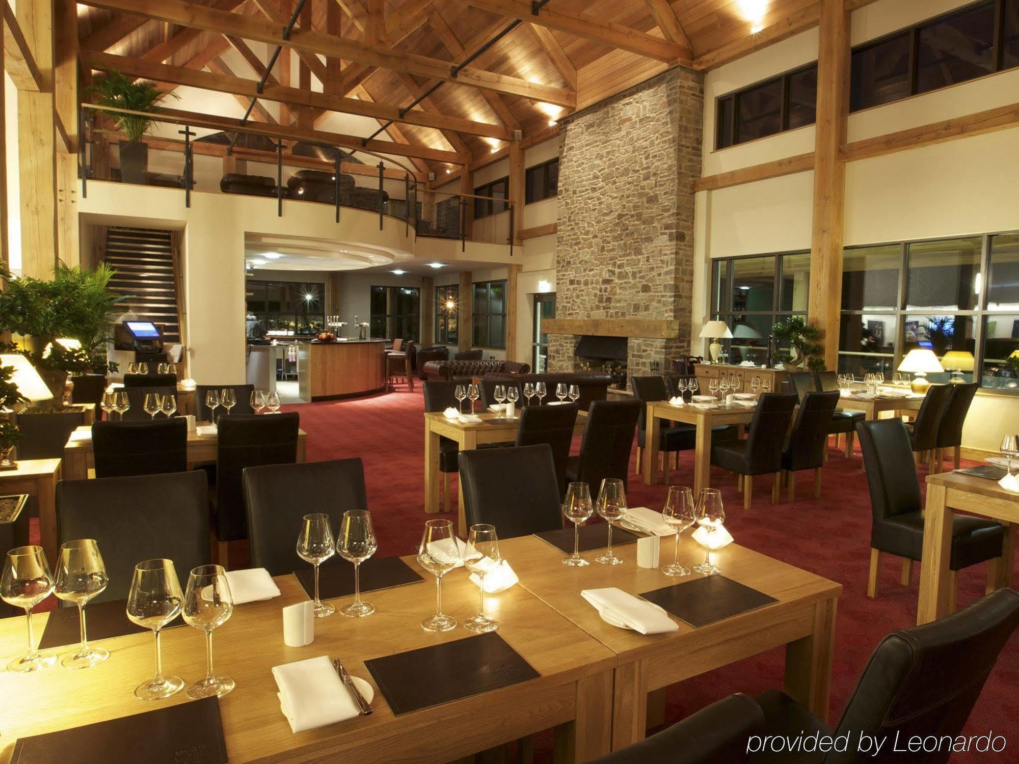 The Manor House At Celtic Manor Hotel Newport Étterem fotó