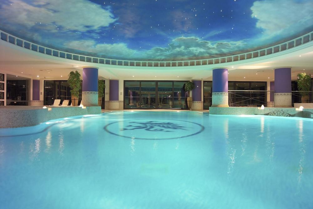 The Manor House At Celtic Manor Hotel Newport Kültér fotó